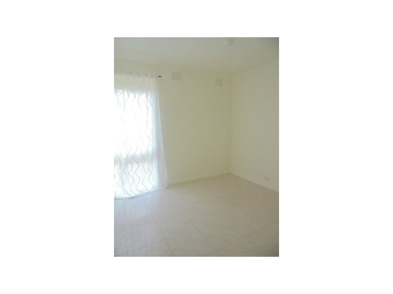 9 ELLAM COURT, Meadow Heights VIC 3048