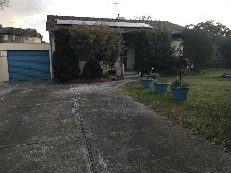 27 LISMORE STREET, Dallas VIC 3047