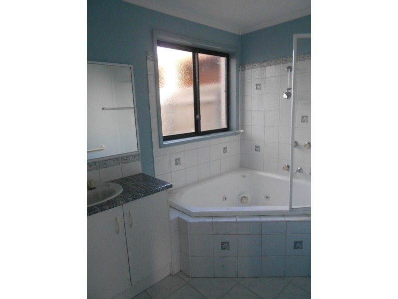 25 SHORTRIDGE CIRCUIT, Roxburgh Park VIC 3064