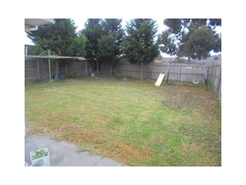 25 SHORTRIDGE CIRCUIT, Roxburgh Park VIC 3064