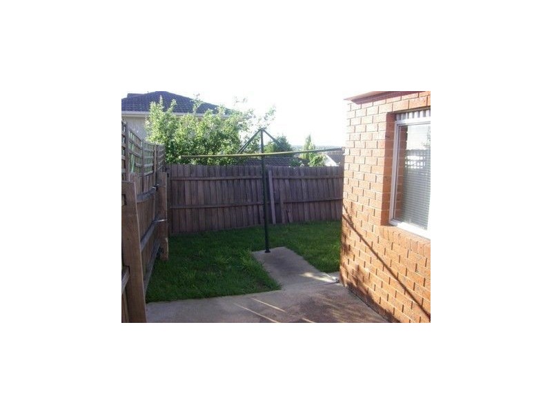 15 SIMPSON COURT, Meadow Heights VIC 3048