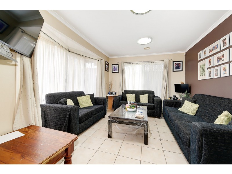 18 THEMEDA COURT, Meadow Heights VIC 3048