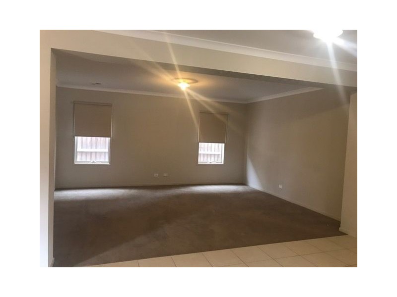 44 CLAREMONT STREET, Craigieburn VIC 3064