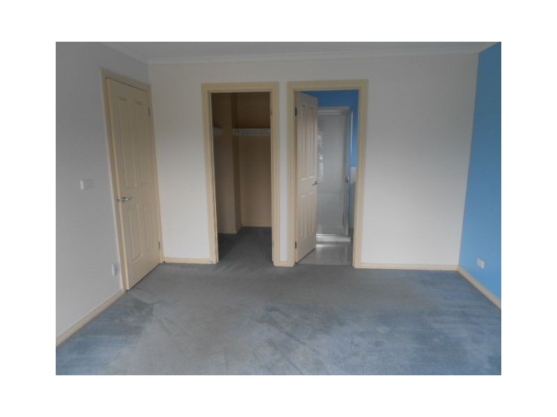 99 DUKE STREET, Wallan VIC 3756