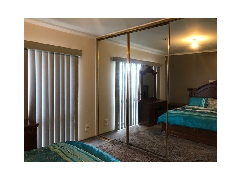 121 LIGHTWOOD CRESCENT, Meadow Heights VIC 3048