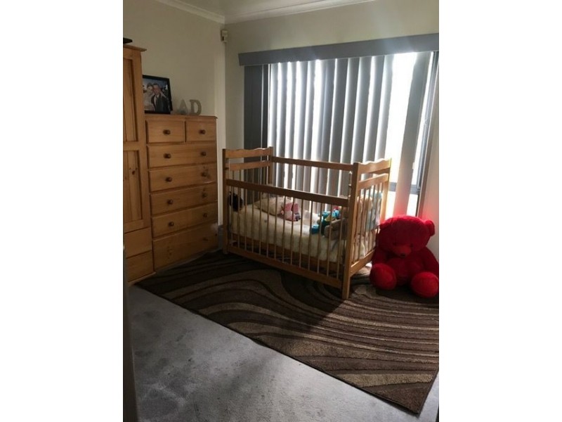 121 LIGHTWOOD CRESCENT, Meadow Heights VIC 3048