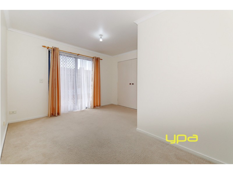 18 DUNKELD STREET, Meadow Heights VIC 3048