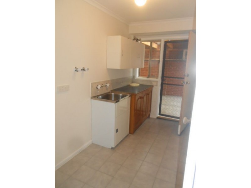 6 MITTA MITTA WAY, Meadow Heights VIC 3048