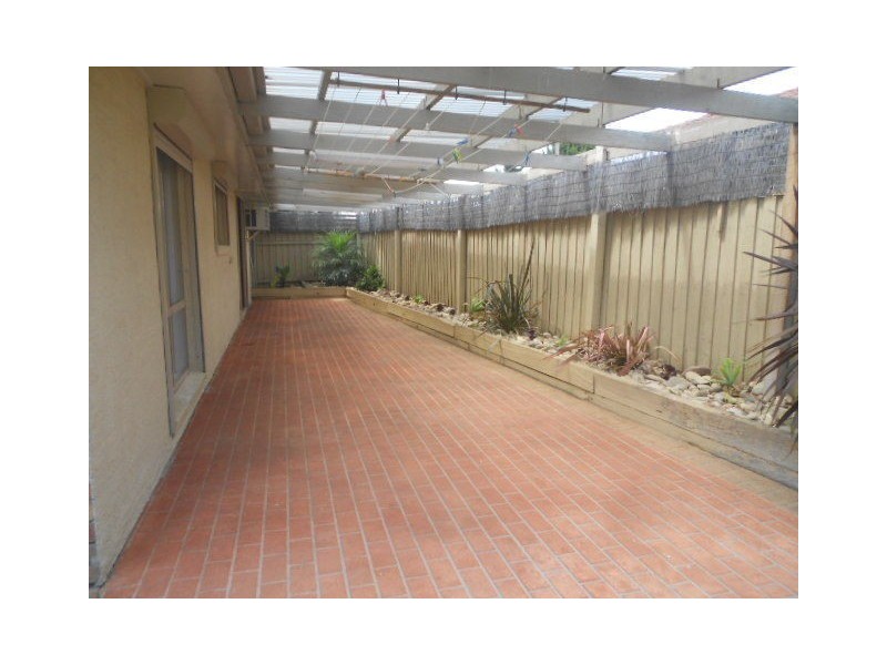 6 MITTA MITTA WAY, Meadow Heights VIC 3048