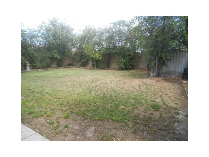 6 MITTA MITTA WAY, Meadow Heights VIC 3048