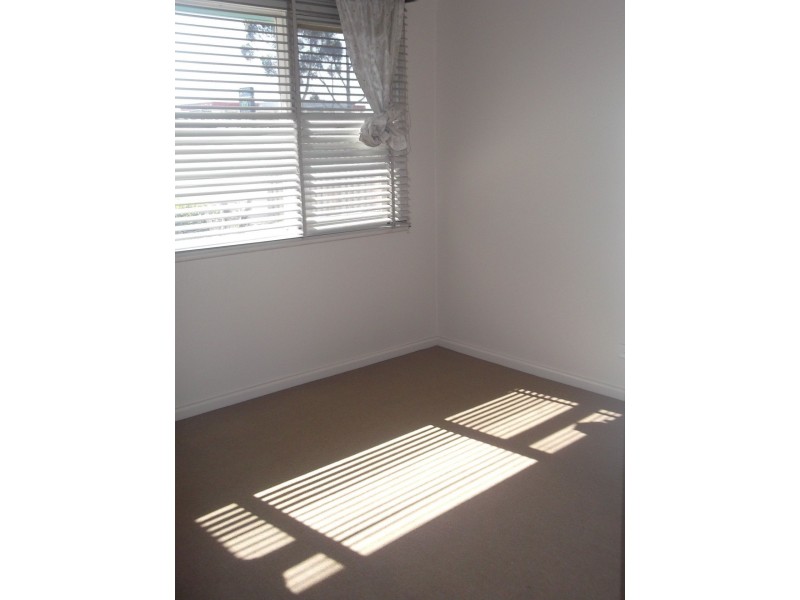 27 Craigieburn Road, Craigieburn VIC 3064