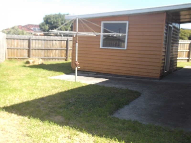 27 Craigieburn Road, Craigieburn VIC 3064