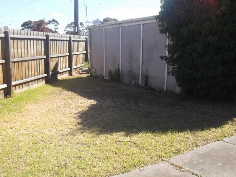 27 Craigieburn Road, Craigieburn VIC 3064