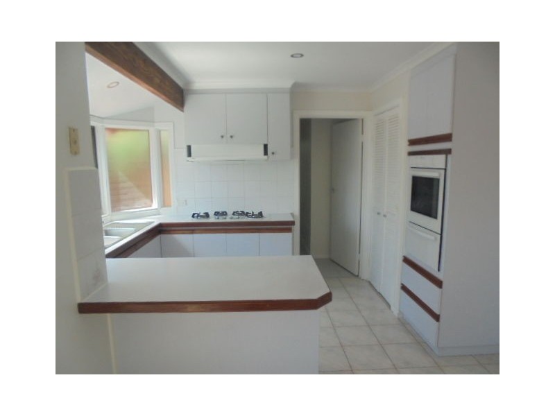 1/11 MITTA MITTA WAY, Meadow Heights VIC 3048