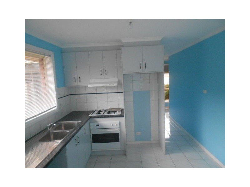 11 Phoenix Court, Roxburgh Park VIC 3064