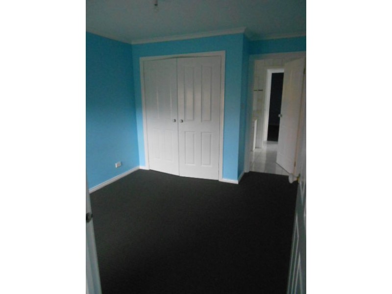 11 Phoenix Court, Roxburgh Park VIC 3064