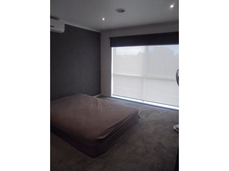 45 Limpopa Square, Roxburgh Park VIC 3064