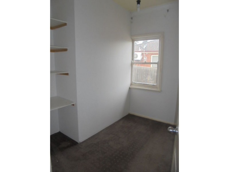 33 Rokewood Crescent, Meadow Heights VIC 3048