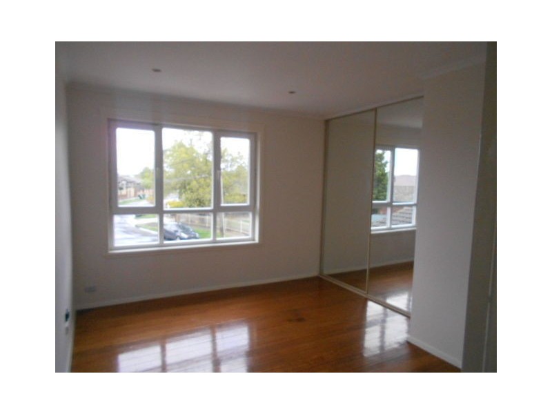 31 Rosedale Street, Dallas VIC 3047