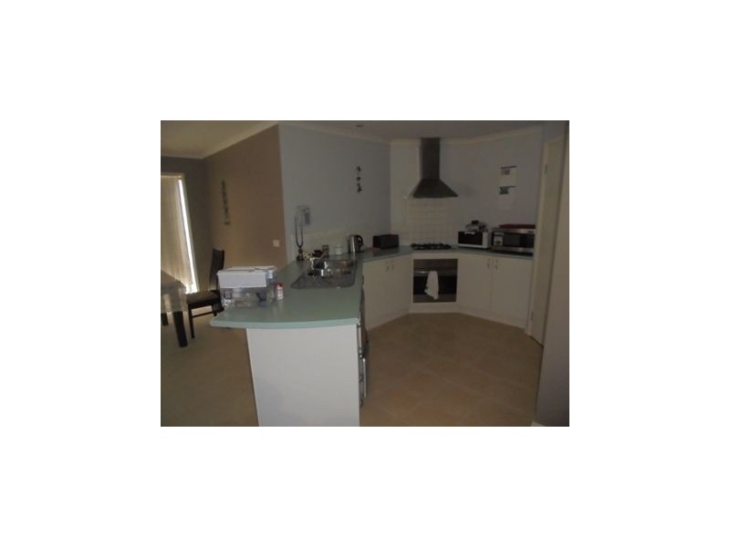 30 Thames Way, Roxburgh Park VIC 3064