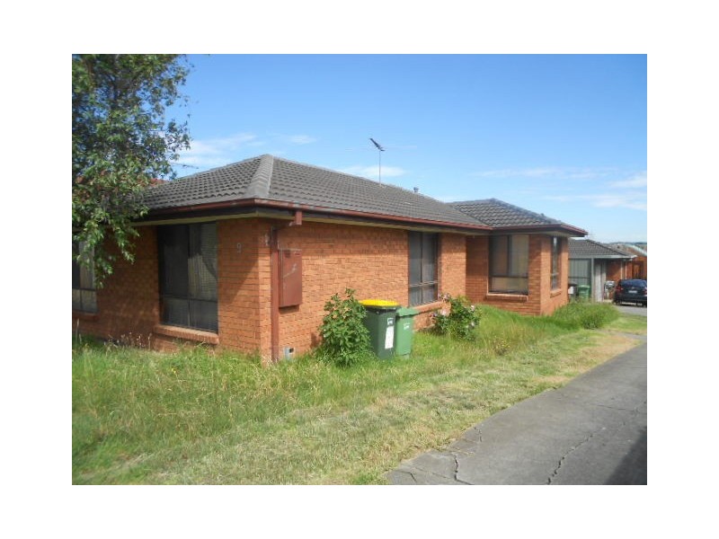 1/9 Ashleigh Crescent, Meadow Heights VIC 3048