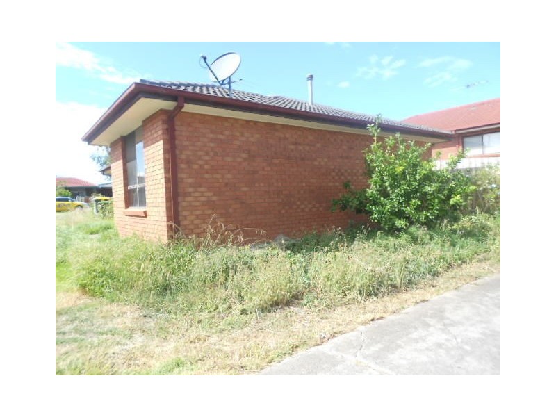 1/9 Ashleigh Crescent, Meadow Heights VIC 3048