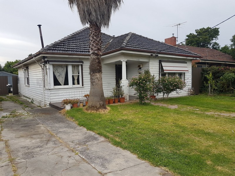 999 Pascoe Vale Road, Jacana VIC 3047