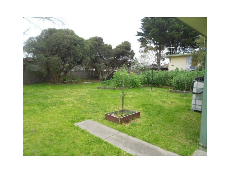 7 Werona Court, Meadow Heights VIC 3048