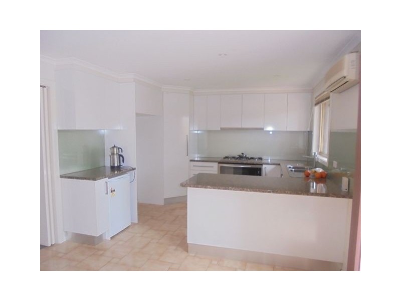 1/15 Karoonda Court, Meadow Heights VIC 3048