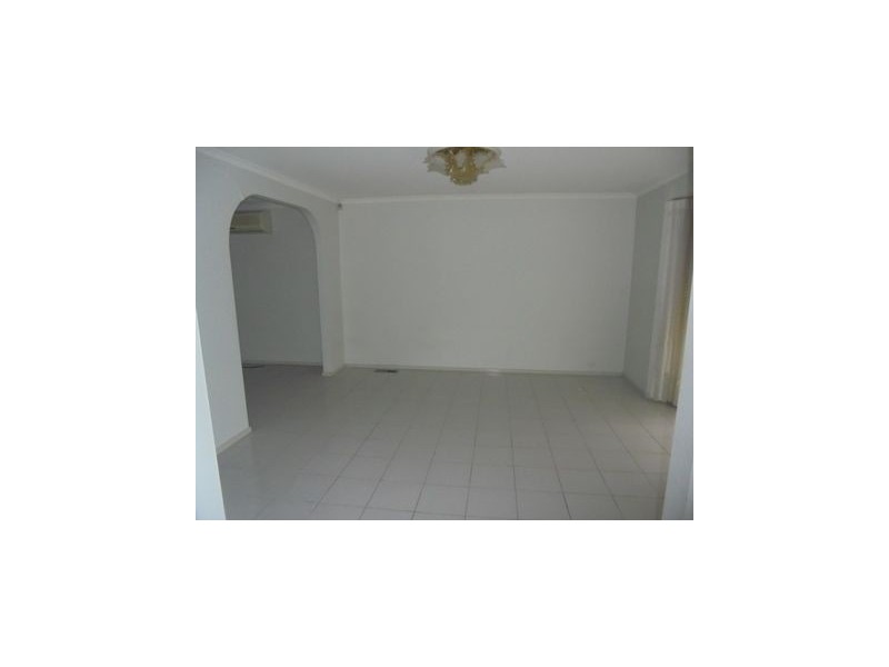 36  Bicentennial Crescent, Meadow Heights VIC 3048