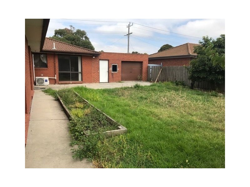 32 Cimberwood Drive, Craigieburn VIC 3064