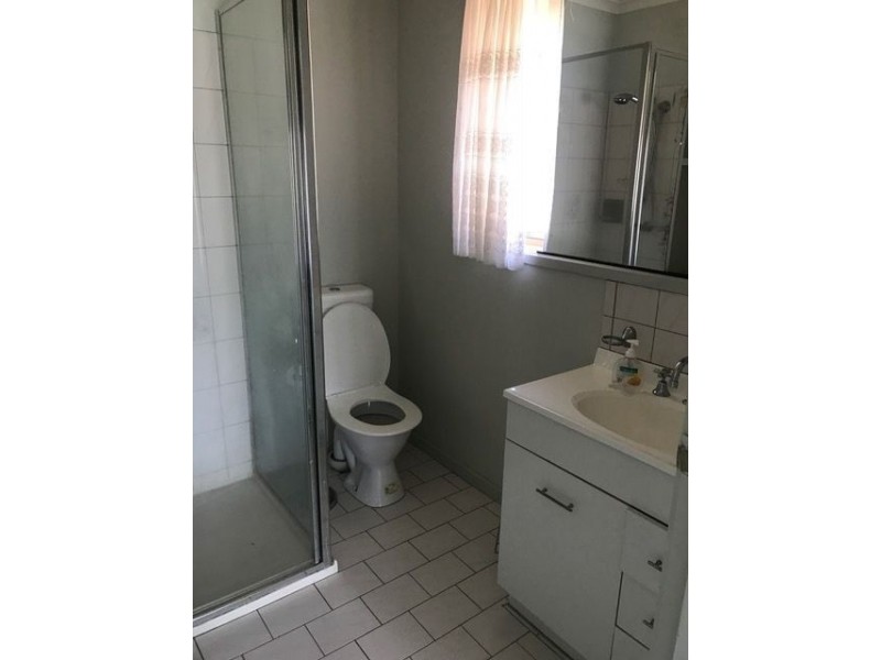 100 MALMSBURY DRIVE, Meadow Heights VIC 3048