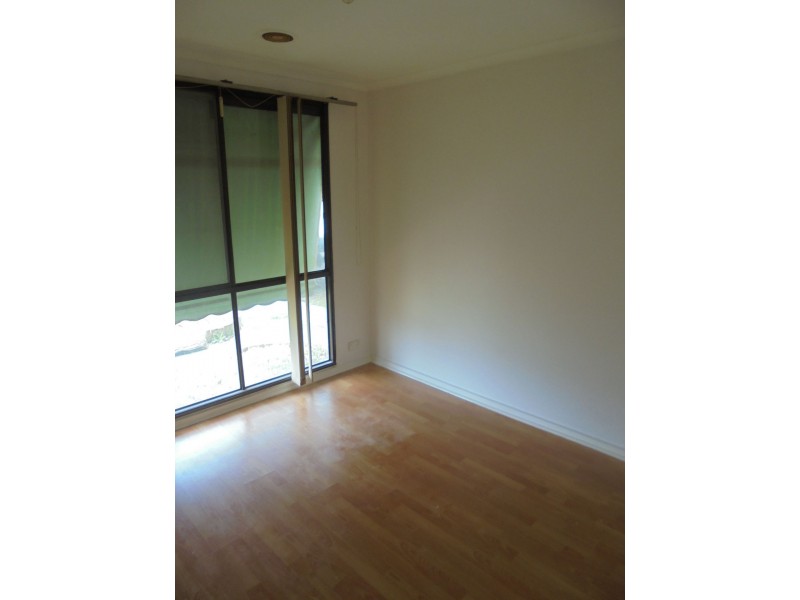 3 HUMEVALE COURT, Meadow Heights VIC 3048