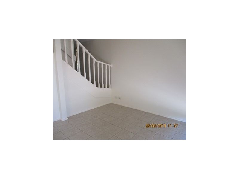 10 Haite Place, Roxburgh Park VIC 3064