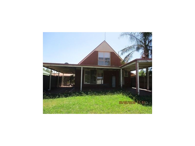 10 Haite Place, Roxburgh Park VIC 3064