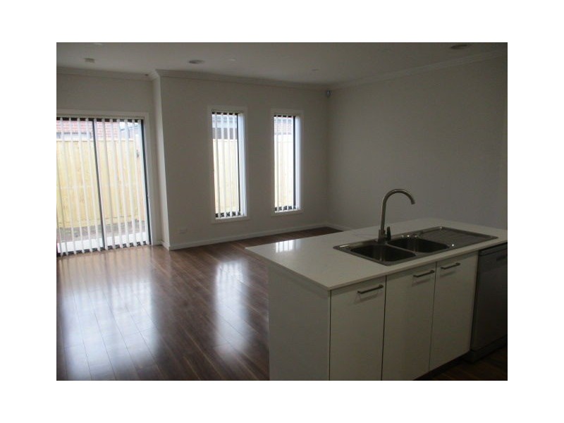 21 Colwood Way, Mickleham VIC 3064