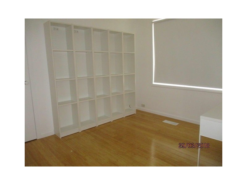 43 Redwood Close, Meadow Heights VIC 3048