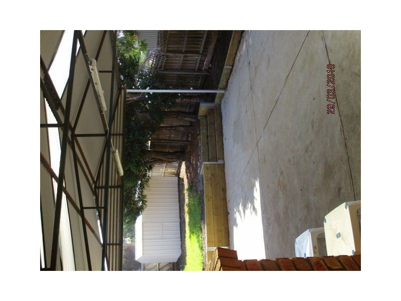 43 Redwood Close, Meadow Heights VIC 3048