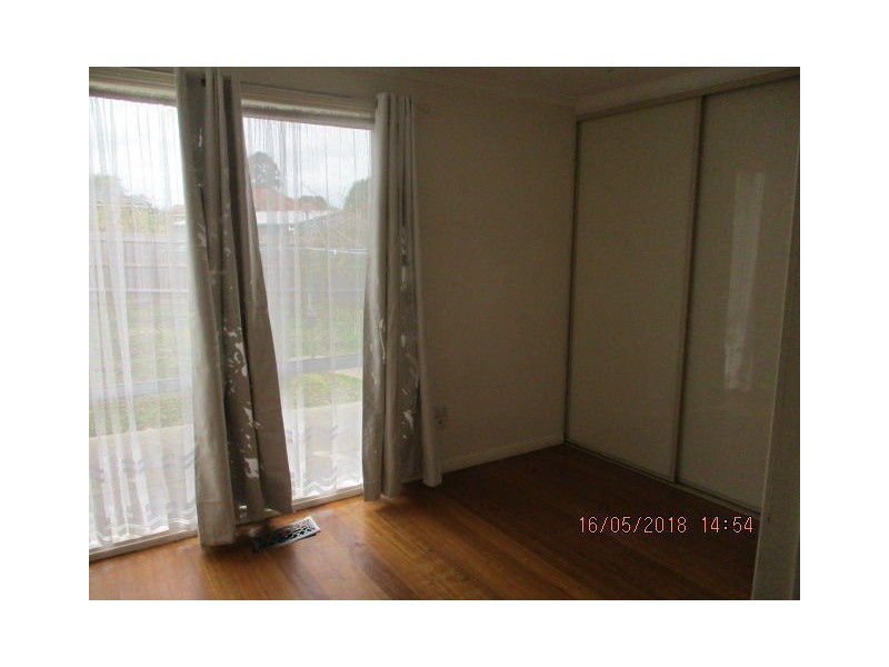 4 Kalimna Crescent, Coolaroo VIC 3048