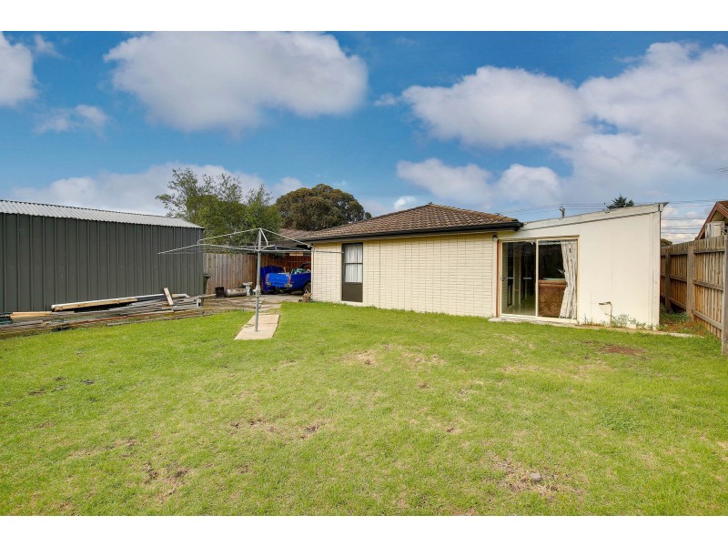 57 Malmsbury Drive, Meadow Heights VIC 3048