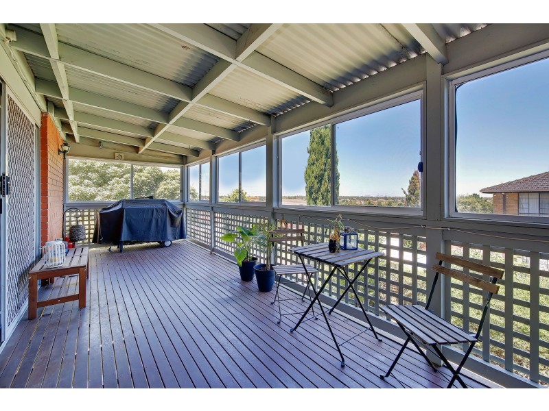 11 Redwood Close, Meadow Heights VIC 3048