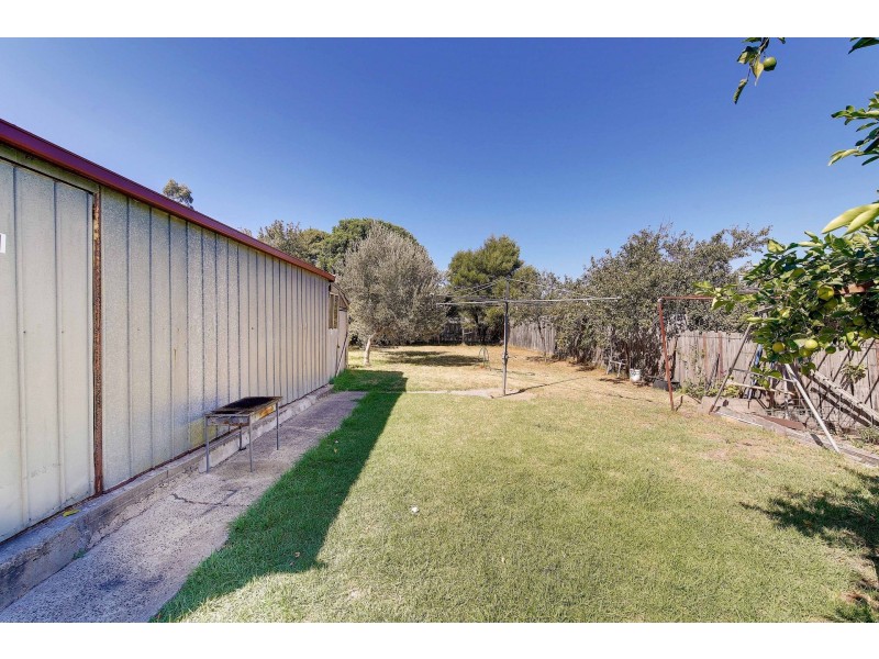 81 Almurta Avenue, Coolaroo VIC 3048