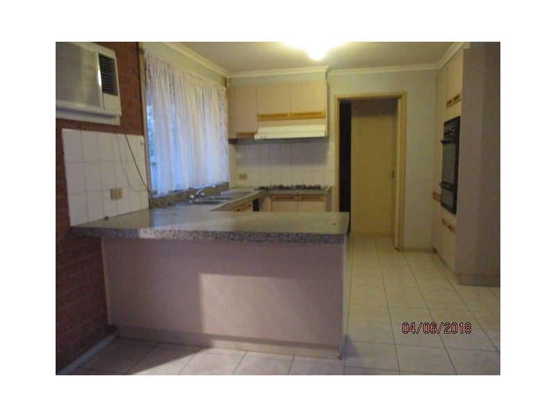 1 Nicholson Crescent, Meadow Heights VIC 3048