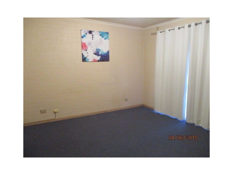 1 Nicholson Crescent, Meadow Heights VIC 3048