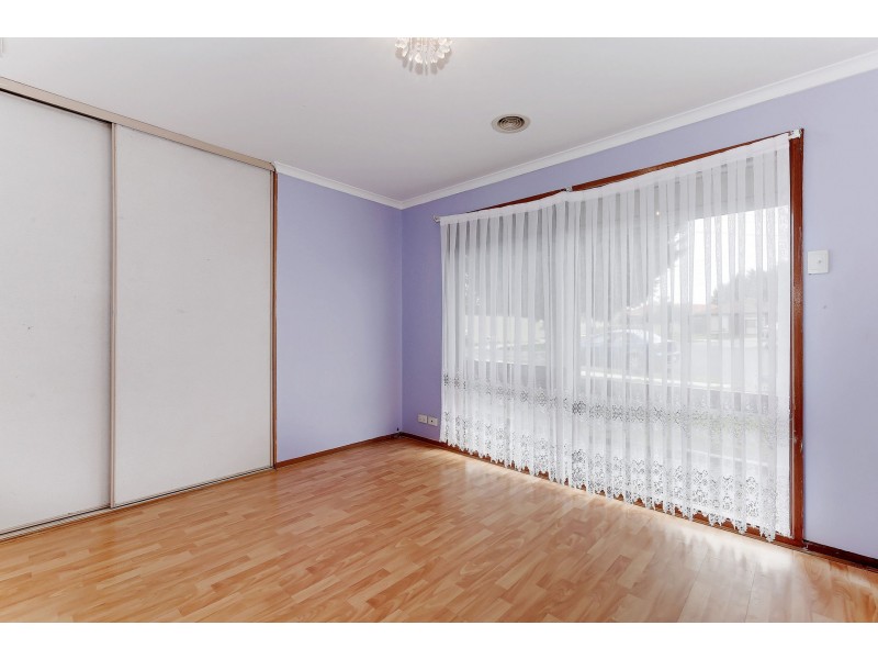 10 Berringa Court, Meadow Heights VIC 3048