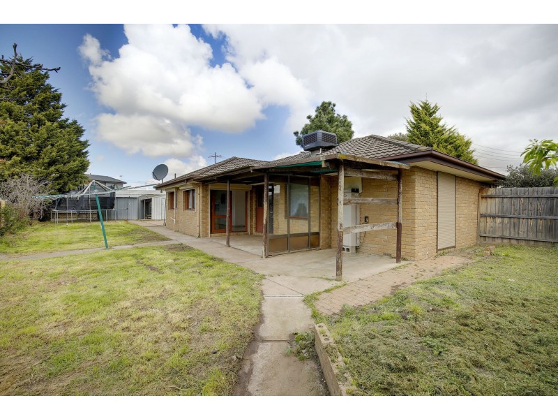10 Berringa Court, Meadow Heights VIC 3048
