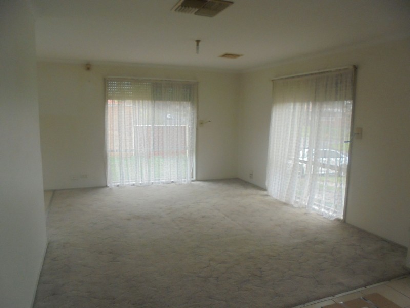 2 Rocklands Rise, Meadow Heights VIC 3048