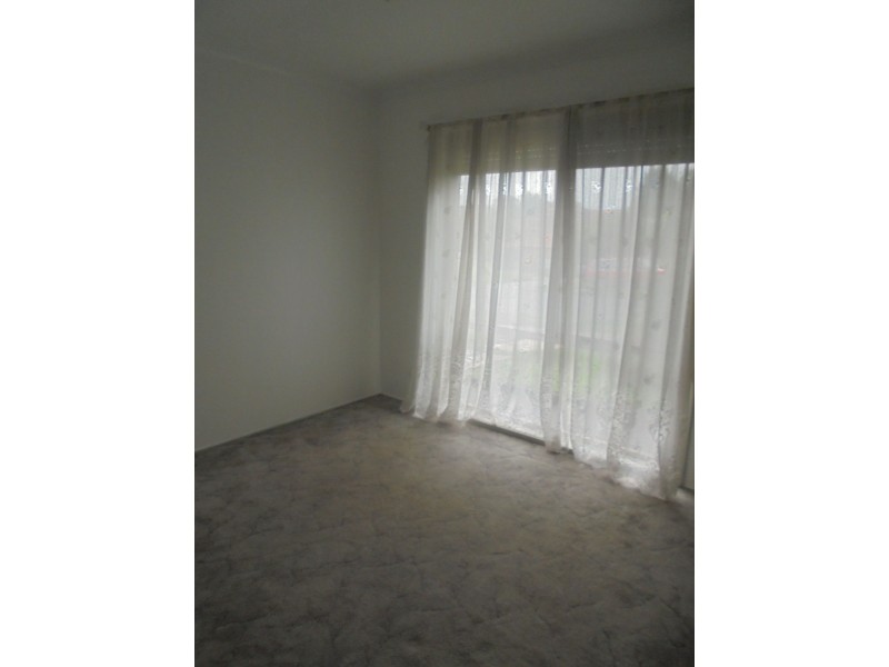 2 Rocklands Rise, Meadow Heights VIC 3048