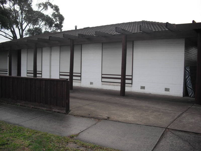 135 Mahoneys Road, Reservoir VIC 3073