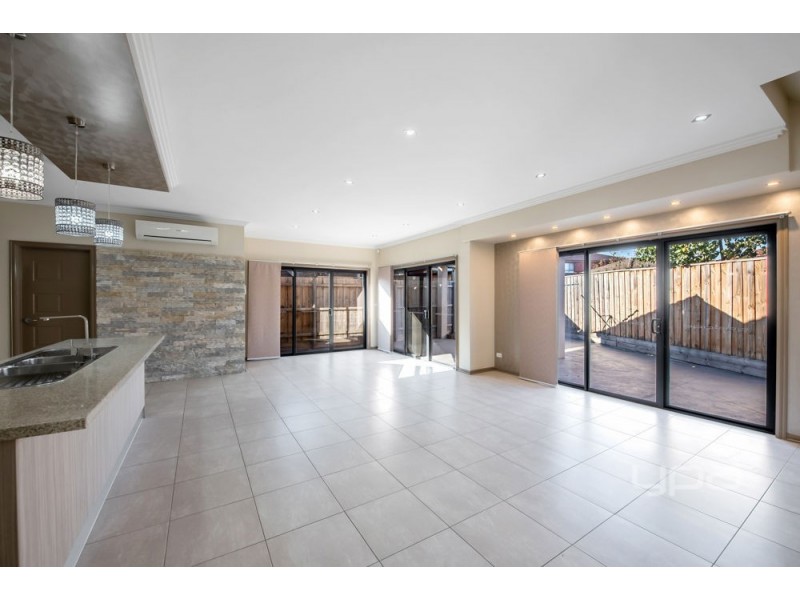 18A Knight Court, Meadow Heights VIC 3048